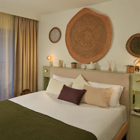 Aparthotel Pepper & Paper 4*
