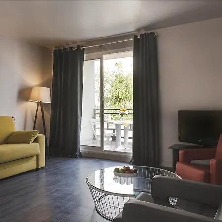 Aparthotel Pepper & Paper 4*