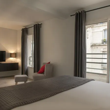Pepper & Paper Apartmanhotel 4*