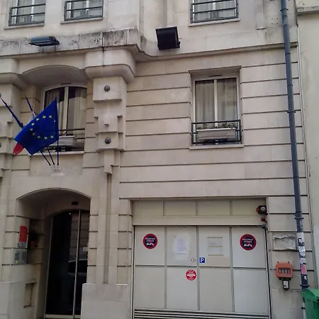 Pepper & Paper Aparthotel 4*