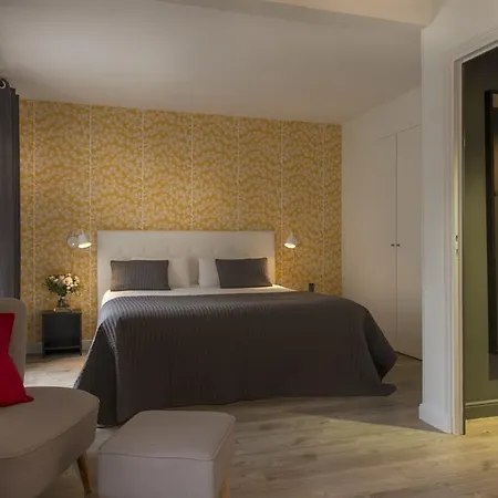 Aparthotel Pepper & Paper 4*