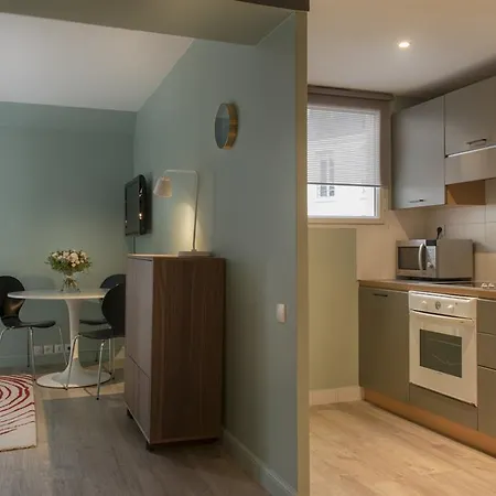 Pepper & Paper Aparthotel 4*