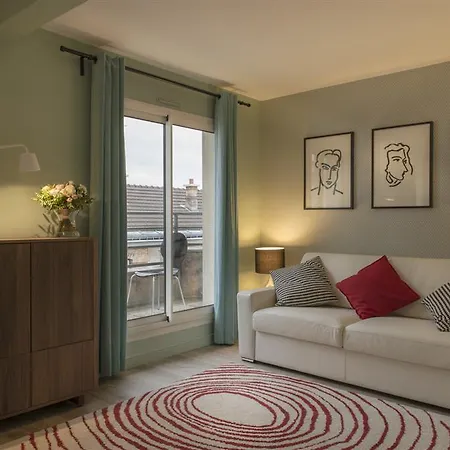 Pepper & Paper Aparthotel