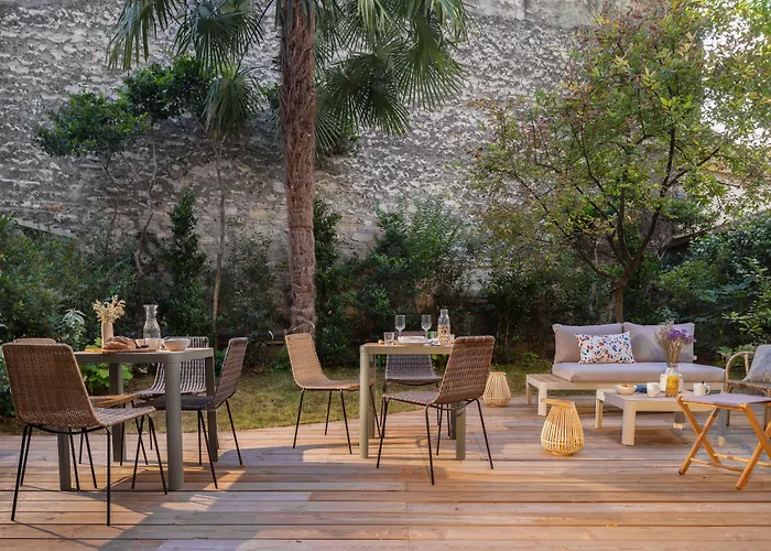 Pepper & Paper Aparthotel 4*